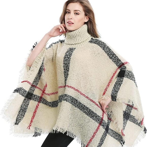 Turtleneck sweater poncho - Picture 3 of 9